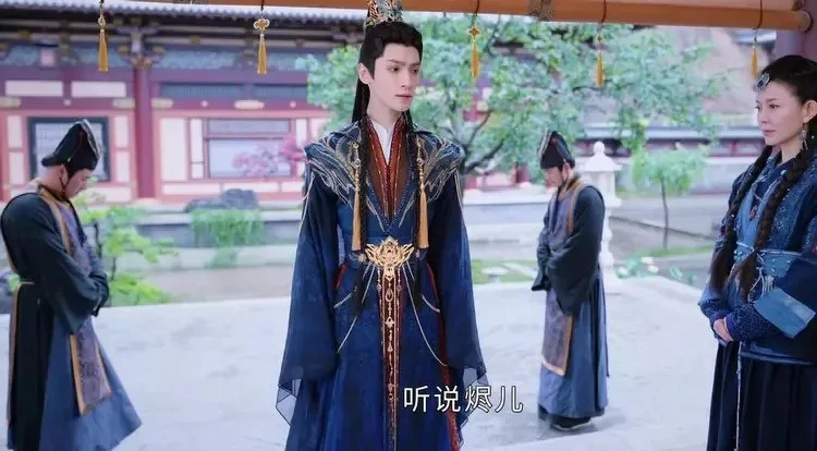 羅雲熙在《長月燼明》瘦到幾乎只看得到骨架。 羅雲熙在《長月燼明》瘦到幾乎只看得到骨架。