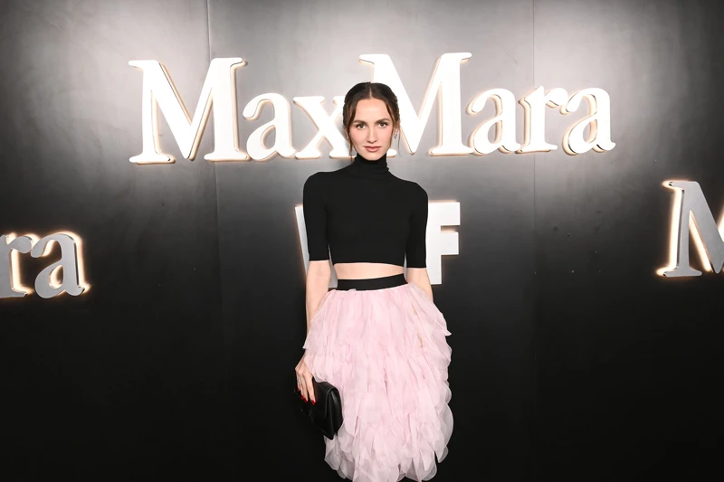 2025年WIF Max Mara未來之星獎®得主Maude Apatow。