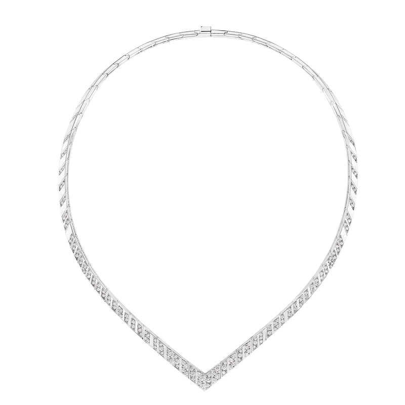Joséphine Aigrette 18K白金項鏈，鑲嵌明亮式切割鑽石。參考價格NT$1,720,000