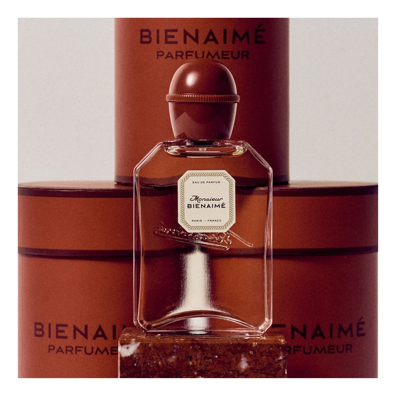 Bienaimé夢席爾淡香精La Vie en Fleurs 75ml,NT6,580 Bienaimé夢席爾淡香精La Vie en Fleurs 75ml,NT6,580