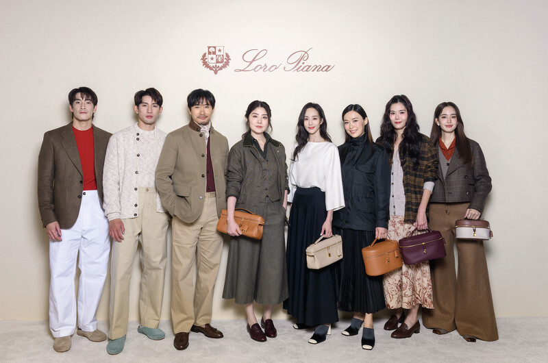 Loro Piana於新加坡舉辦春夏預覽，當日眾星雲集，Bow Maylada（右起）、黃思恬、林慧玲、張鈞甯、陳慧琳、陳泂江、孫政、Alek Teeradetch齊聚合影。