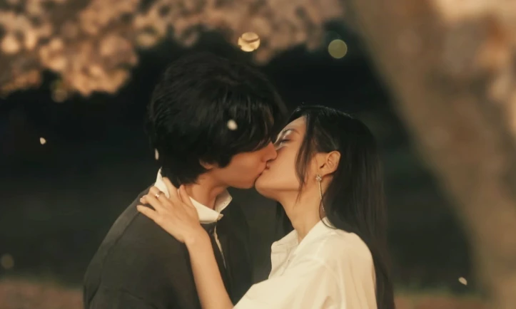 《一吻爆炸》男女配角也有吻戲! 《一吻爆炸》男女配角也有吻戲!