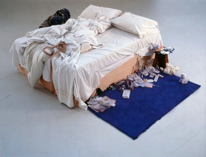 Tracey Emin My Bed 1998 © Tracey Emin. Photo credit Courtesy The Saatchi Gallery, London Photograph by Prudence C