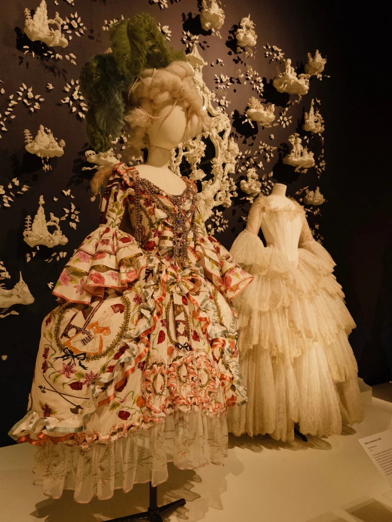 V&A 瑪麗安東尼風格展｜圖片提供：HaoYun Cheng