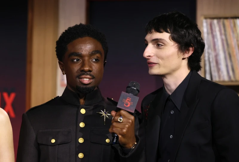 《怪奇物語5》迦勒麥羅林&芬恩伍法德 《怪奇物語5》迦勒麥羅林&芬恩伍法德