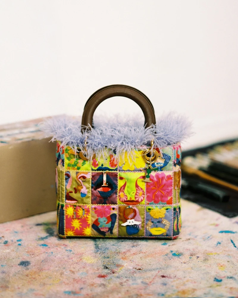 法國藝術家 Inès Longevial作品，© Marion Berrin。