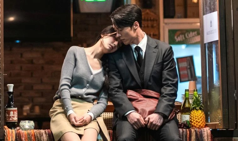 《一吻爆炸》另一對外遇現場? 《一吻爆炸》另一對外遇現場?