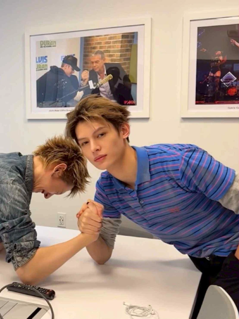 CORTIS趙雨凡是隊內掰手腕最強 CORTIS趙雨凡是隊內掰手腕最強