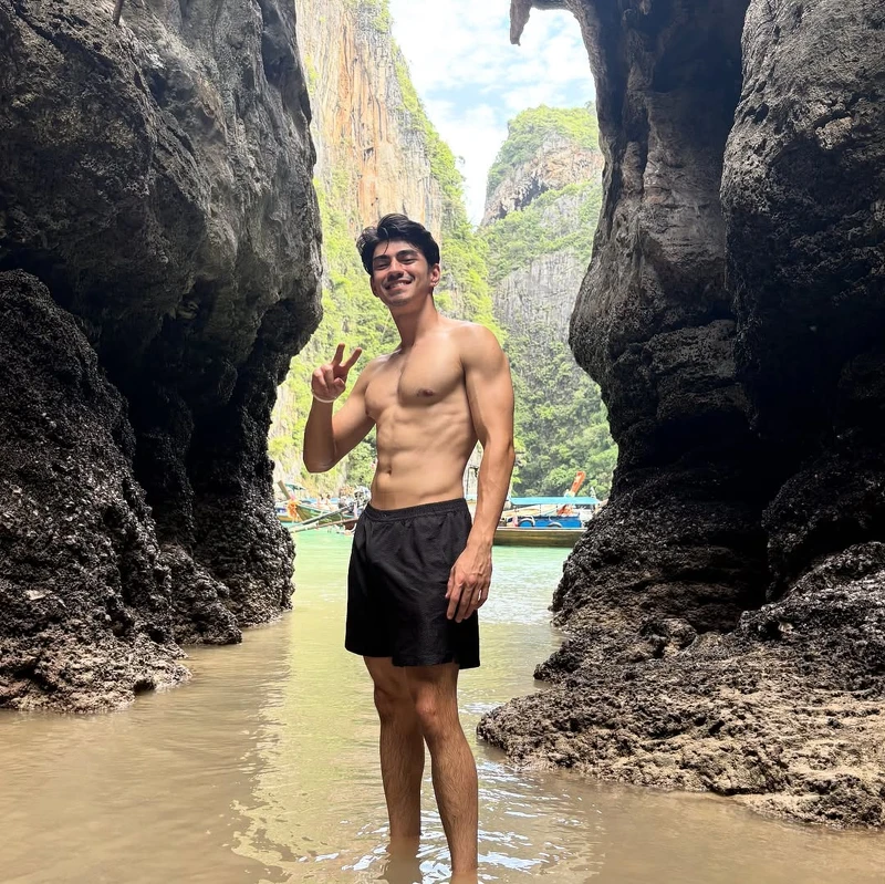 《LOVE (X)》嘉賓TIME:@obnithik_ 《LOVE (X)》嘉賓TIME:@obnithik_