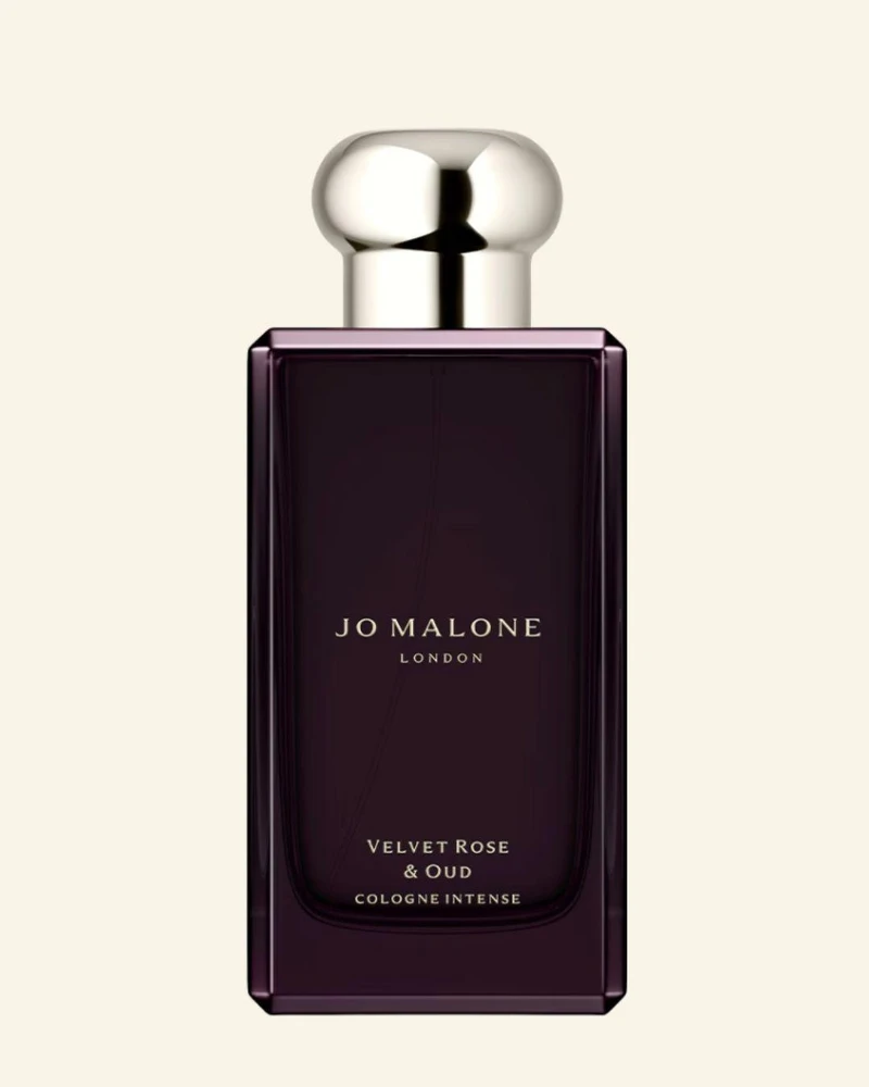 Jomalone 絲絨玫瑰與烏木芳醇香水,9ml NT1,100、50ml NT5,750、100ml NT7,950 Jomalone 絲絨玫瑰與烏木芳醇香水,9ml NT1,100、50ml NT5,750、100ml NT7,950