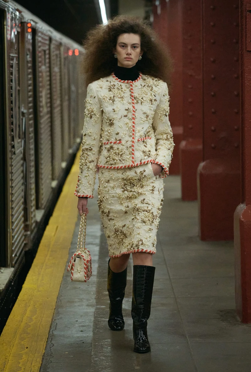 香奈兒 2026 Métiers d’art 工坊系列大秀系列。