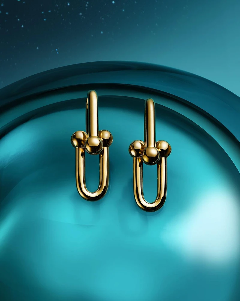 Tiffany HardWear 黃K金耳環,大型款,參考價格NTD 146,000