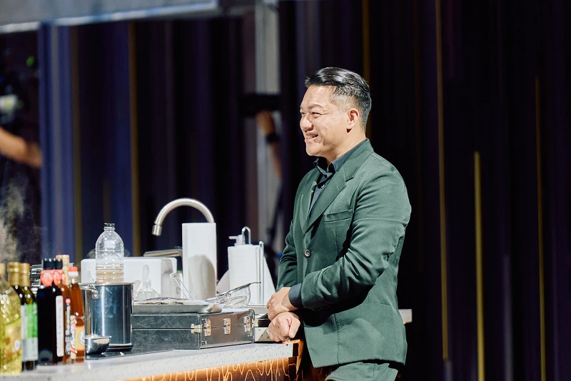 Chef Kai 對節目的投入遠超過一般評審。