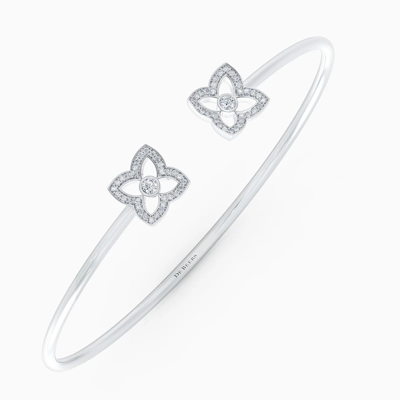 De Beers Enchanted Lotus Bloom 18K白金鑽石開放式手鐲_NT$ 156,000