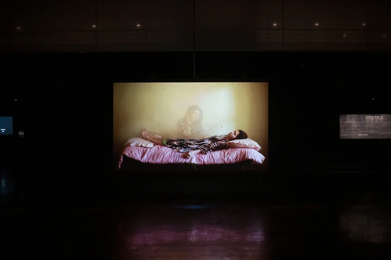 薩歐妲.伊斯瑪伊洛娃錄像作品《祖赫拉》。 © Saodat Ismailova 薩歐妲.伊斯瑪伊洛娃錄像作品《祖赫拉》。 © Saodat Ismailova