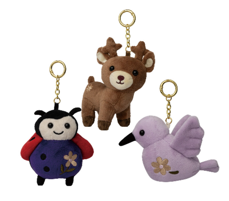 肌膚之鑰光采盲盒玩偶吊飾。 肌膚之鑰光采盲盒玩偶吊飾。