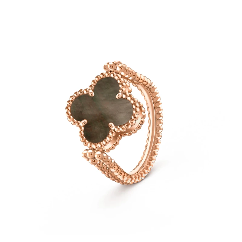 Vintage Alhambra雙面戒指_18K玫瑰金,鑲嵌灰色珍珠母貝及鑽石,建議售價:NT$218,000