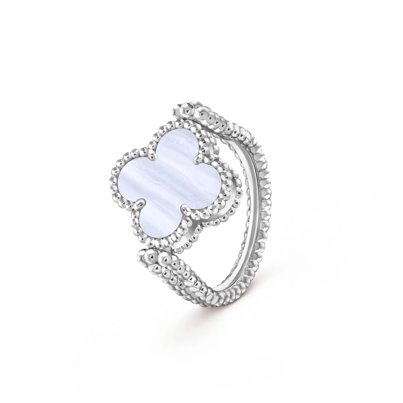 Vintage Alhambra雙面戒指_18K白金,鑲嵌玉髓及鑽石,建議售價:NT$230,000