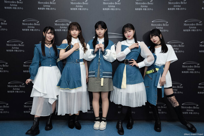 </p>

	</div>
	<div   id=