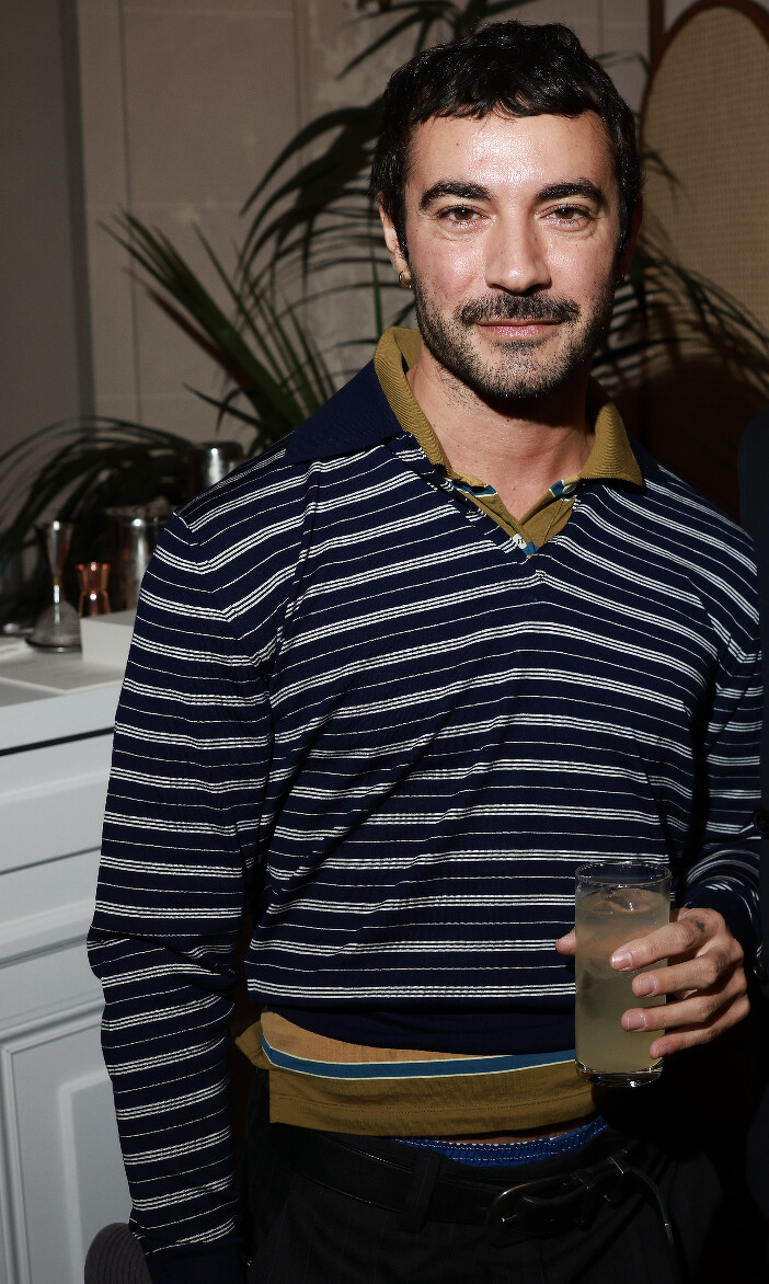 今年三月才正式接任Verscae創意總監的Dario Vitale，沒想到任期未滿一年便卸任。