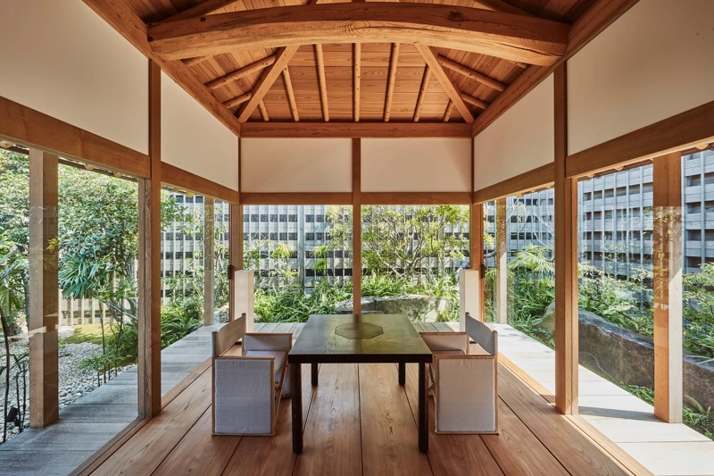 「東屋」(Azumaya)。 「東屋」(Azumaya)。