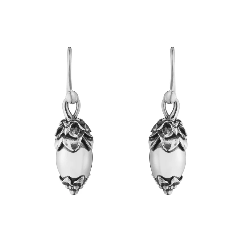 HERITAGE系列_2026年度純銀穿式耳環_建議售價9,000元