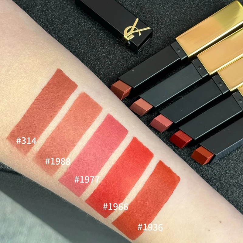 YSL「煙管唇膏」奢華煙管柔霧唇膏經典色號#1936、#1966、#1977、#1988、#314手部試色。