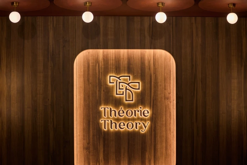 位在臺北東區商圈的「Th&eacute;orie Theory 法式牛排館」全新開幕。
