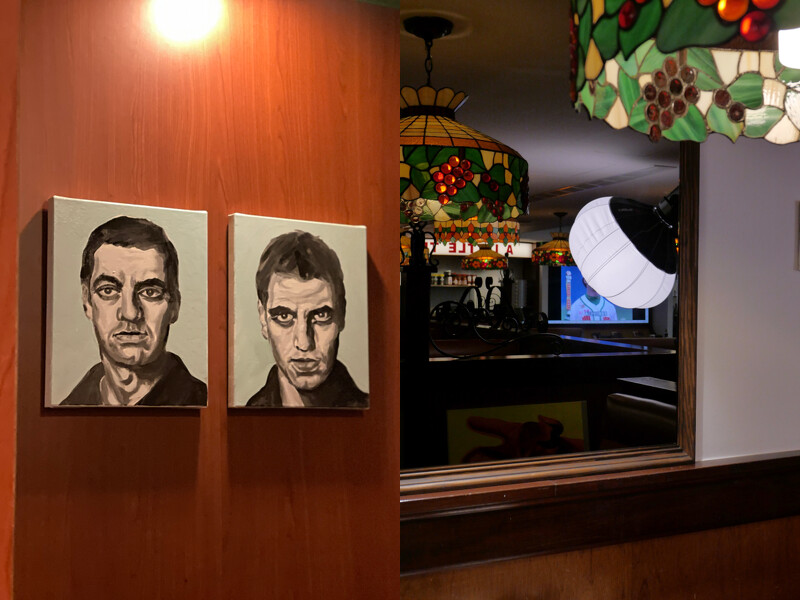 向經典致敬，空間留下了原址的美式玻璃吊燈與座椅 。驚喜則藏在細節裡，洗手間門口不僅有 Oasis 兄弟的身影，鏡子上的歌詞更讓人忍不住在心底跟著唱。