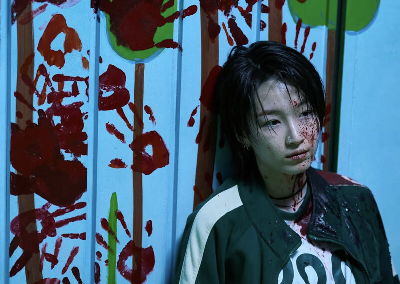 元志安在《魷魚遊戲2》中飾演380號「世美」。