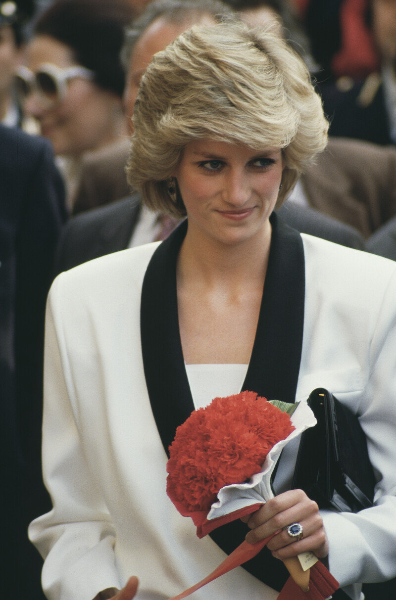 凱特王妃的藍寶石訂婚戒指傳承自已故婆婆戴安娜王妃 凱特王妃的藍寶石訂婚戒指傳承自已故婆婆戴安娜王妃