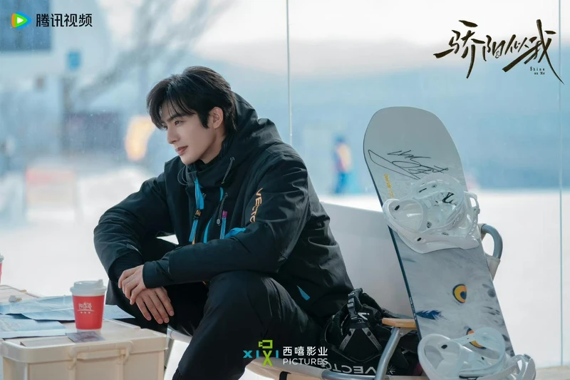 宋威龍濃顏五官超深邃。