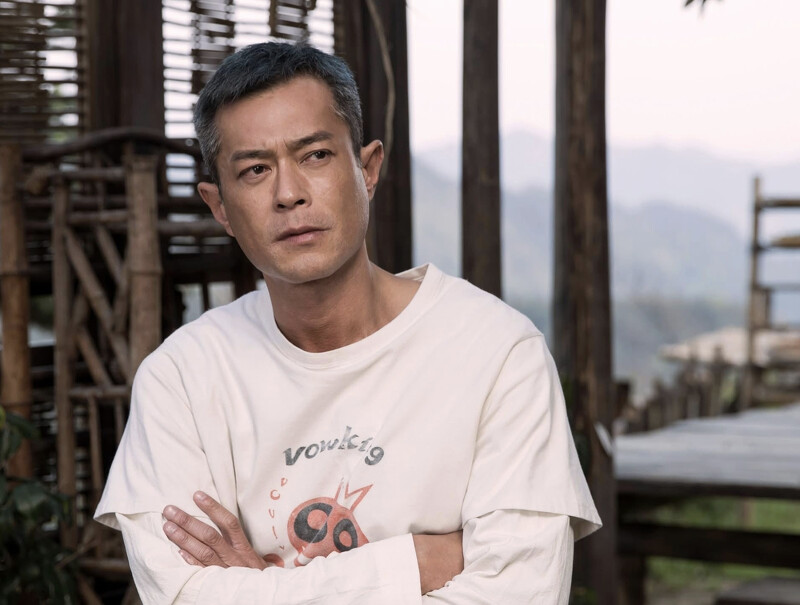 《尋秦記》在相隔25年後，當年港劇原班人馬再次合作，共演電影版。古天樂飾演男主角項少龍。