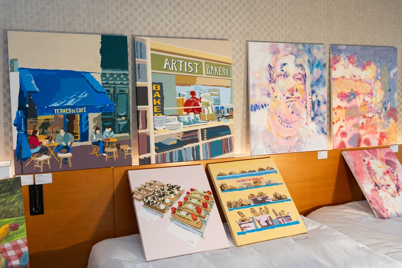 「發現藝術（Discovery）」展區聚焦 35 歲以下新銳，Aile Gallery 以「Taipei&rsquo;s 7 Story」呈現從自然景色到街角日常的多元台北風貌。