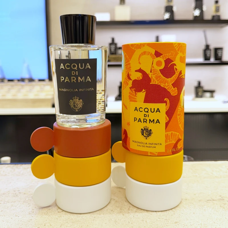 Acqua di Parma 無限木蘭印花典藏版100ml,NT11,800 Acqua di Parma 無限木蘭印花典藏版100ml,NT11,800