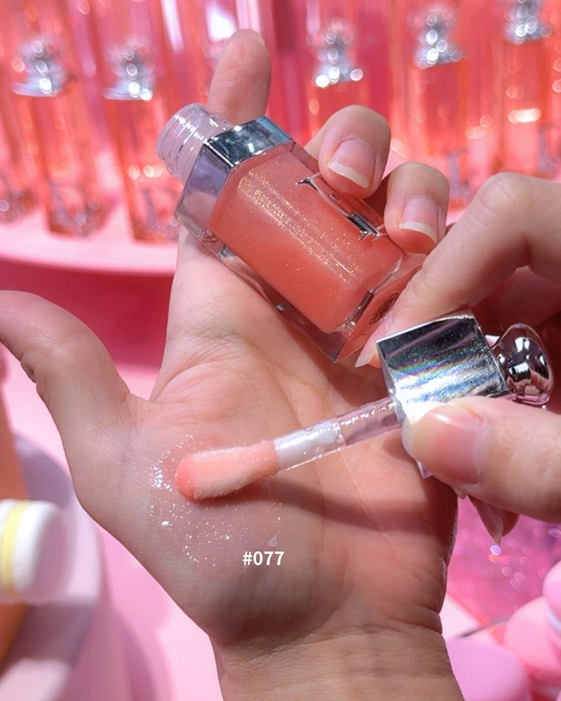 迪奧粉漾水光潤唇釉，NT1,400