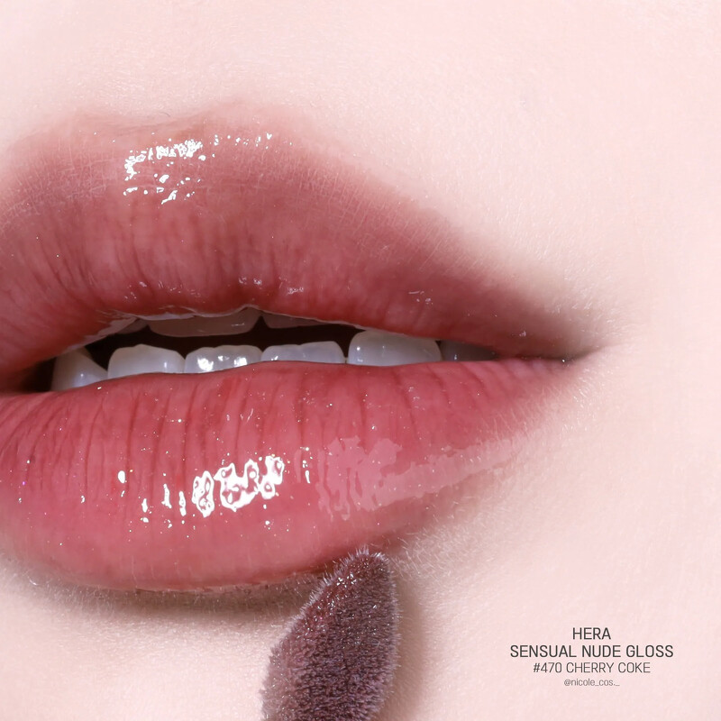 HERA #470 cherry coke，Photo/ IG @nicole_cos._