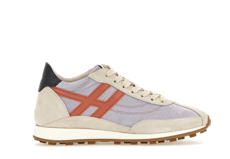 Athletic異材質拼接休閒鞋,NT$18,600。