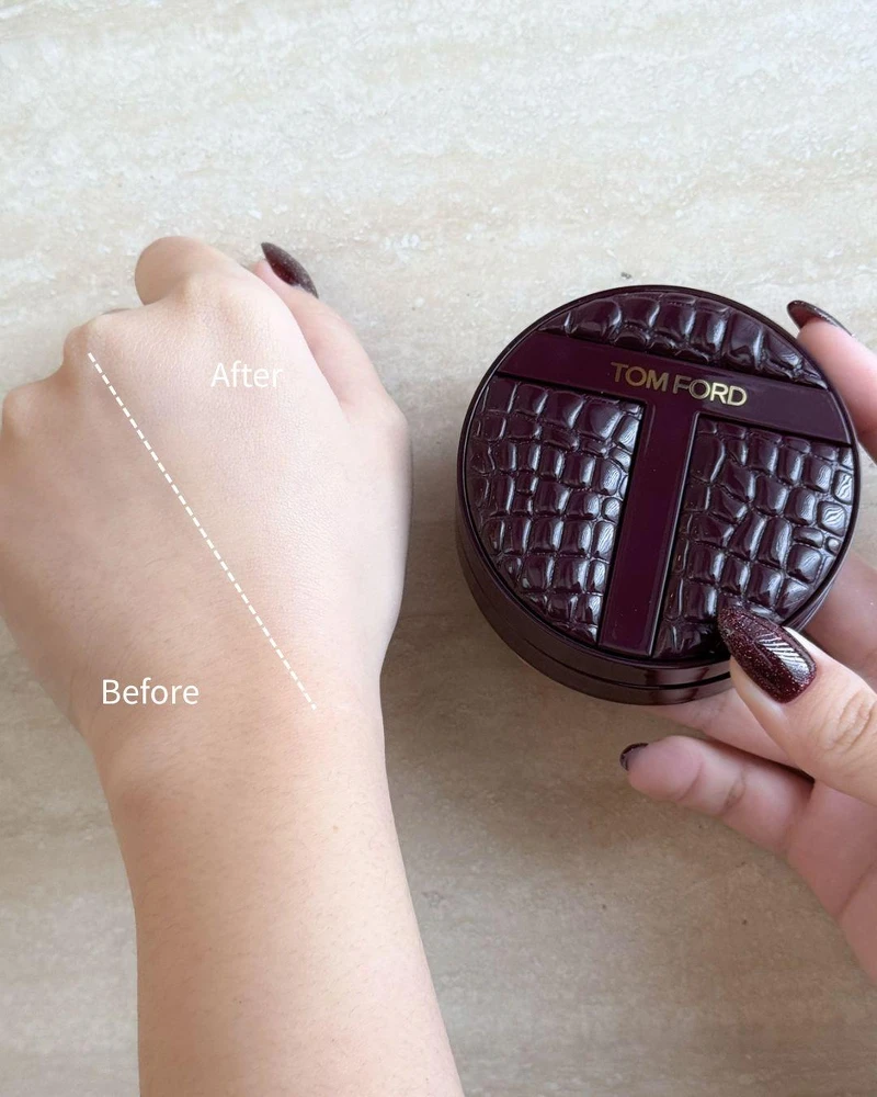 TOM FORD 情慾無花果限定版:氣墊粉盒 NT1,250(需搭配粉蕊) TOM FORD 情慾無花果限定版:氣墊粉盒 NT1,250(需搭配粉蕊)