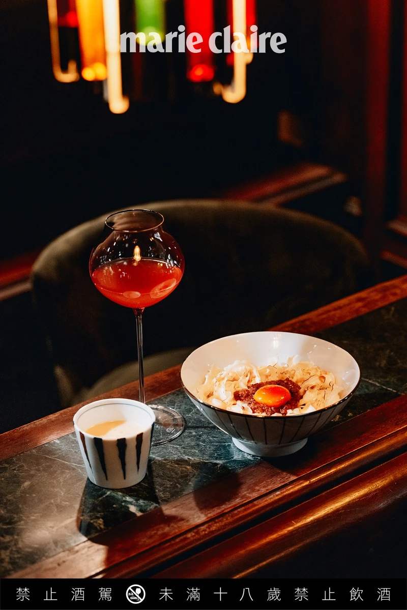 餐点部分，则请来食物设计师 Longlong 操刀设计。