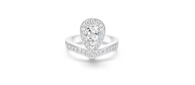 Jos&eacute;phine Aigrette单钻戒指。