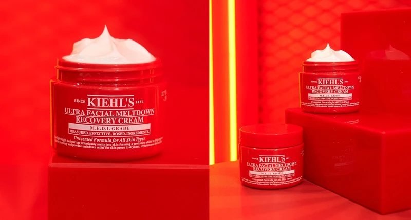 五秒舒緩肌膚乾燥、敏感泛紅甚至乾癢，獨家膚料級科技、史上最強修護力，用一次就想囤貨！