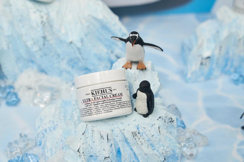 保濕乳霜界的第一名，質地透氣、深入肌膚底層補水保濕，增強肌膚屏障，防止水分流失造成的乾燥脆弱，男生女生都一用愛上！