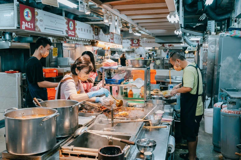 矮仔財滷肉飯。