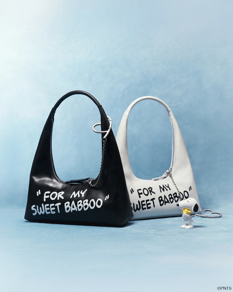 史努比Hobo Shoulder，NT$9,280。