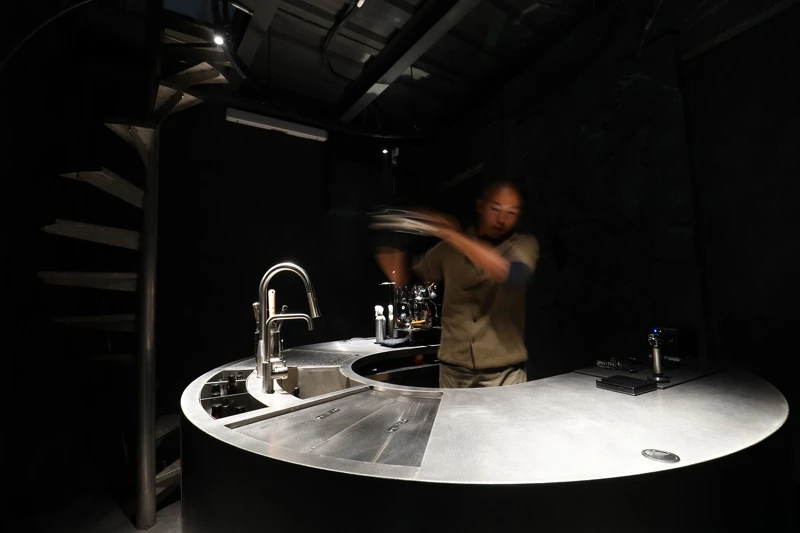 林子睿以花東植物風味為基礎設計首季菜單。