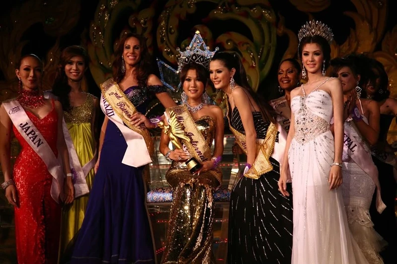 春菜愛「國際跨性別選美皇后大賽」奪得后冠