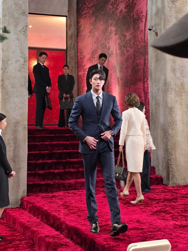 金載原在《莎拉的真偽人生》表現亮眼