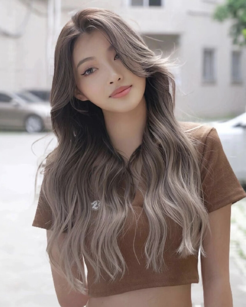 Photo/ 小红书 @上海设计染髮沐风 Photo/ 小红书 @上海设计染髮沐风