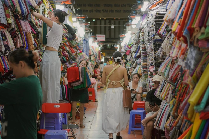 濱城市場也是越式的體驗，記得一定要殺價！